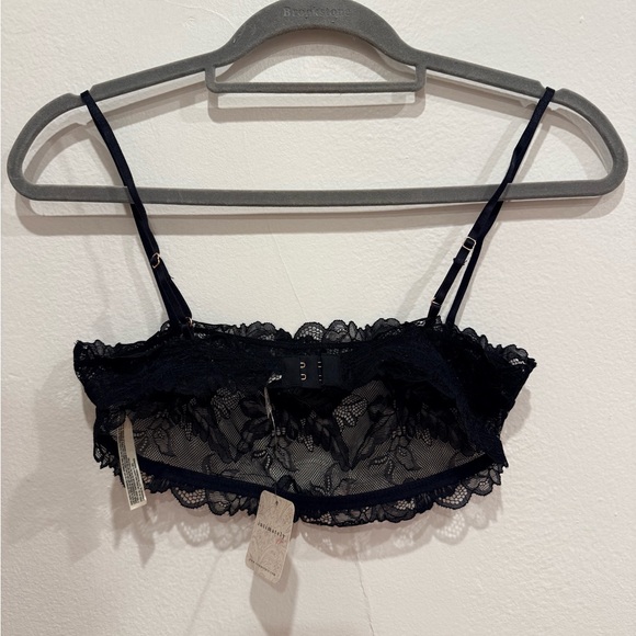 NWT Free People Intimately Everyday Lace Straight-Neck Bralette. Black Size M - Picture 4 of 7
